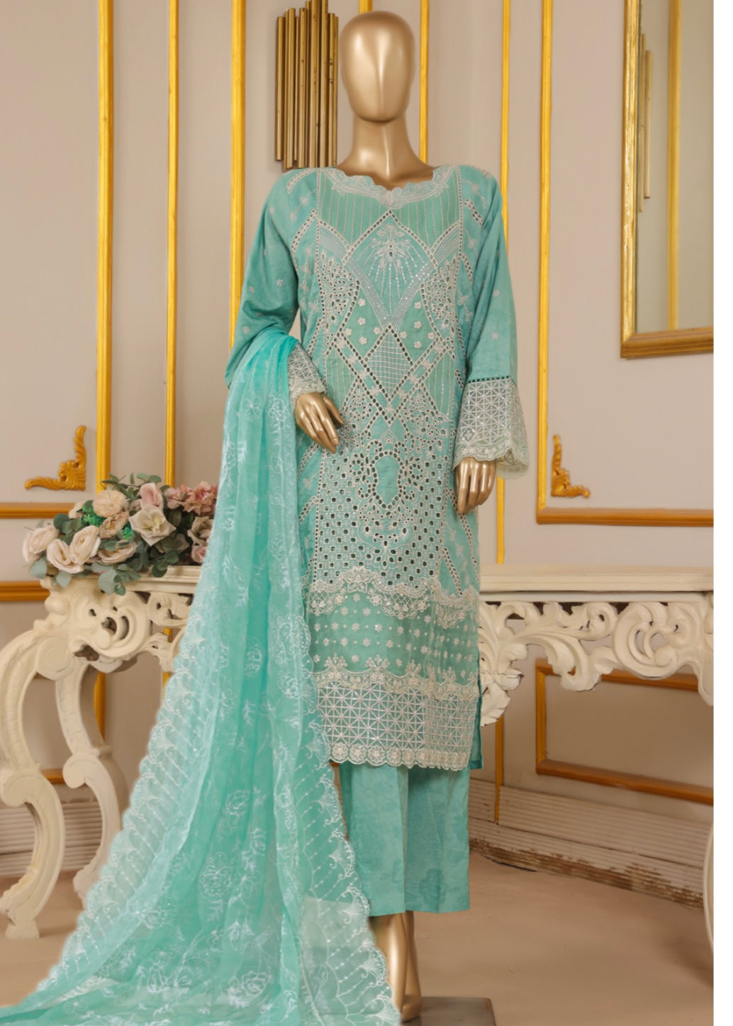 MCBS905-EMBROIDERED LAWN SUIT WITH CHIFFON DUPATTA