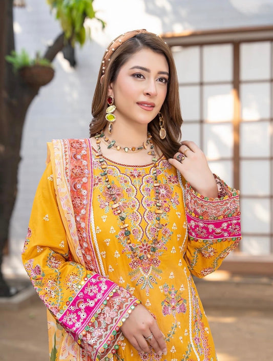 MCAR117-LUXURY COTTON LAWN SUITS