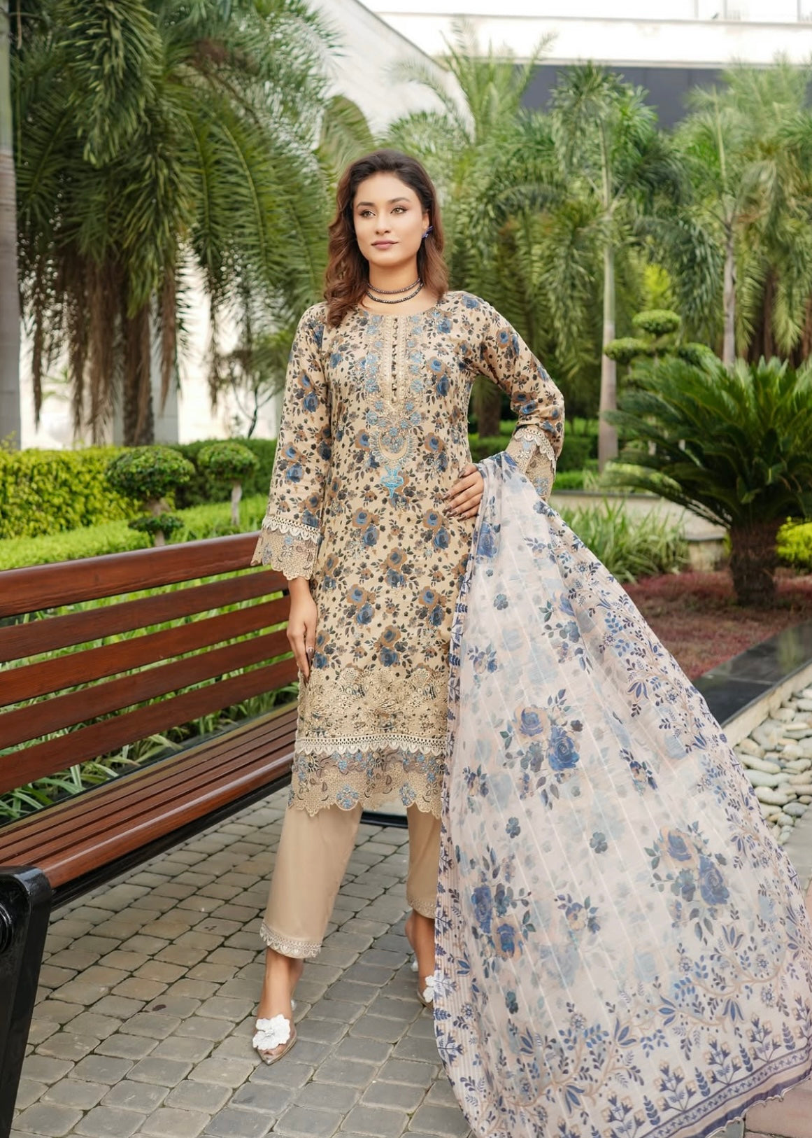 MCMR503-EMBROIDERED LAWN SUIT