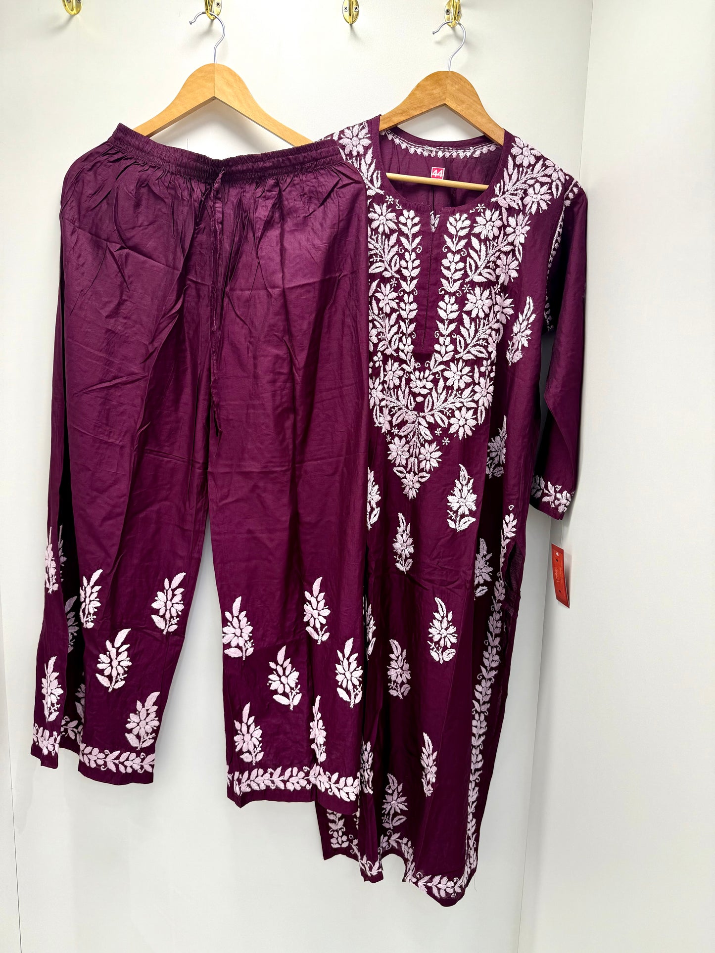 MCCK107-PREMIUM CHIKANKARI KURTI SET