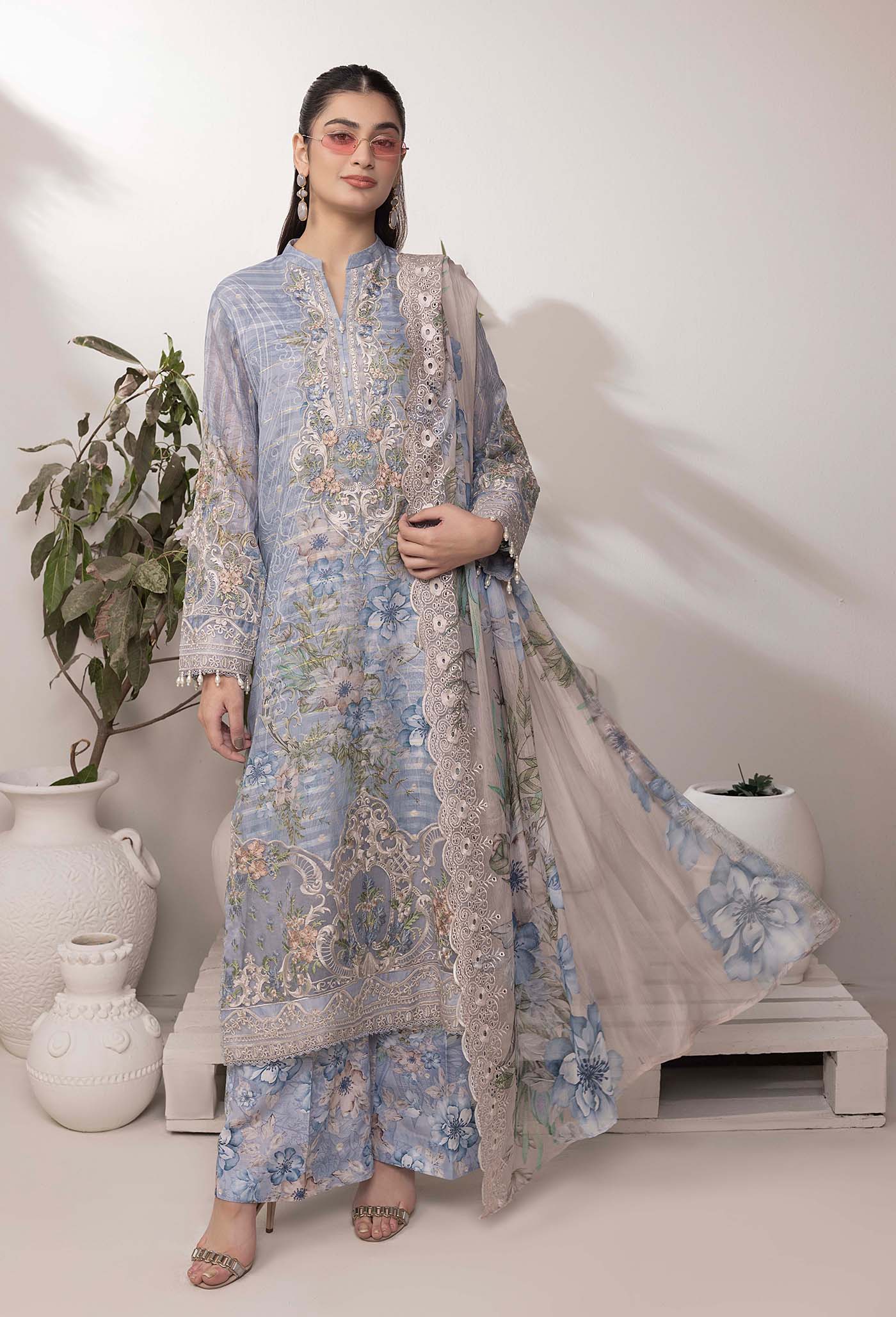MCAL205-PREMIUM EMBROIDERED SUIT
