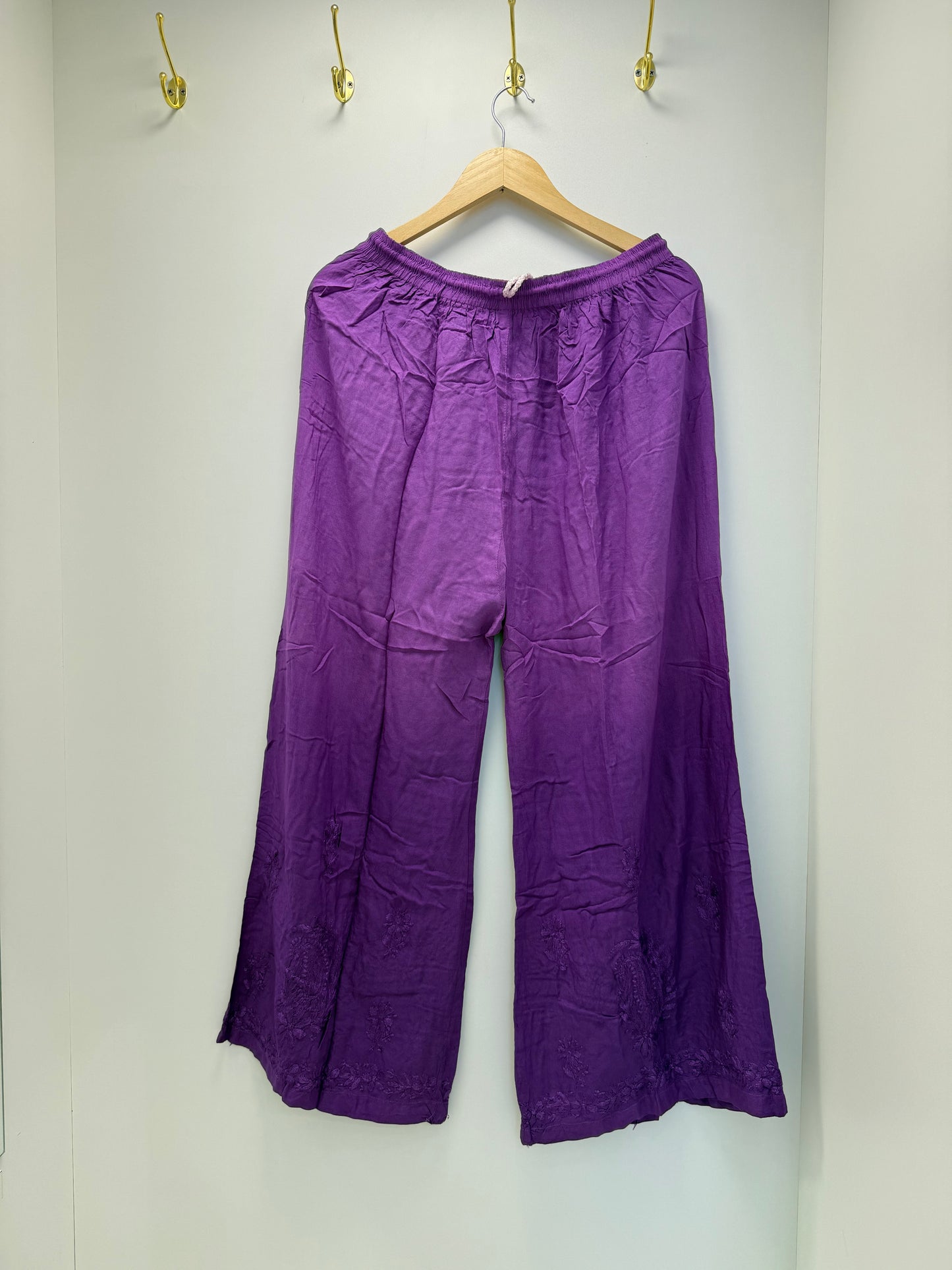 MCCK111-PREMIUM CHIKANKARI KURTI SET