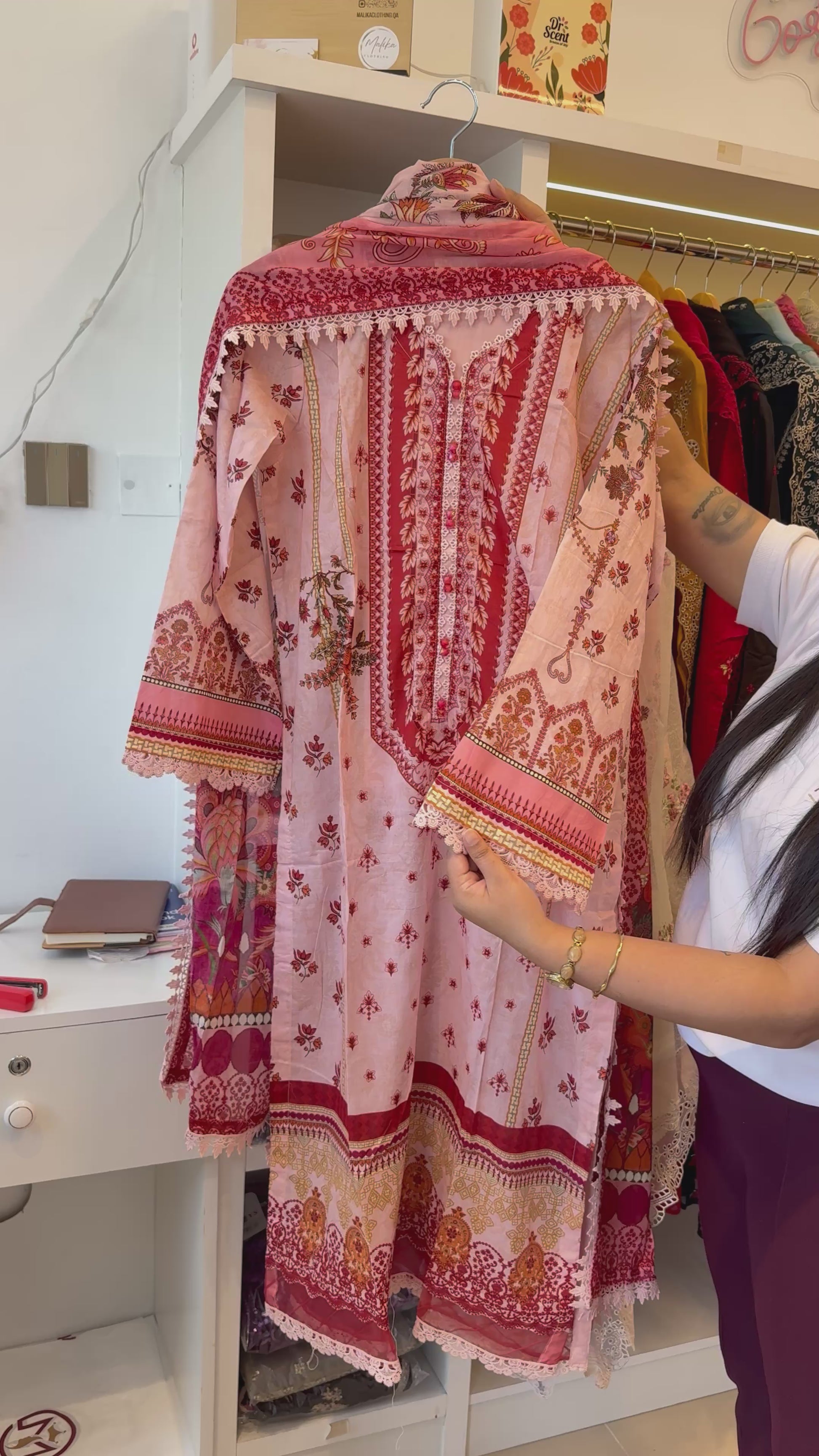 MCF115-PREMIUM RESHAM LAWN SUIT